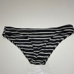 Tori Praver Bikini Bottom